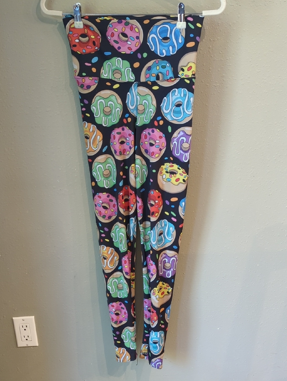 Yoga Leggings Grassroots California Donut Printed Large Full Length High Waisted